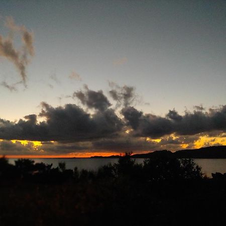 Casa Mughetto R5055 Seafront, Private Sea Access, Swimming Pool Villa La Maddalena  Exterior foto