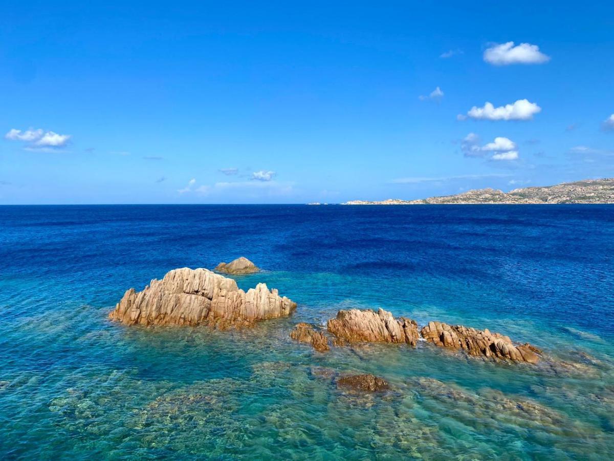 Casa Mughetto R5055 Seafront, Private Sea Access, Swimming Pool Villa La Maddalena  Exterior foto