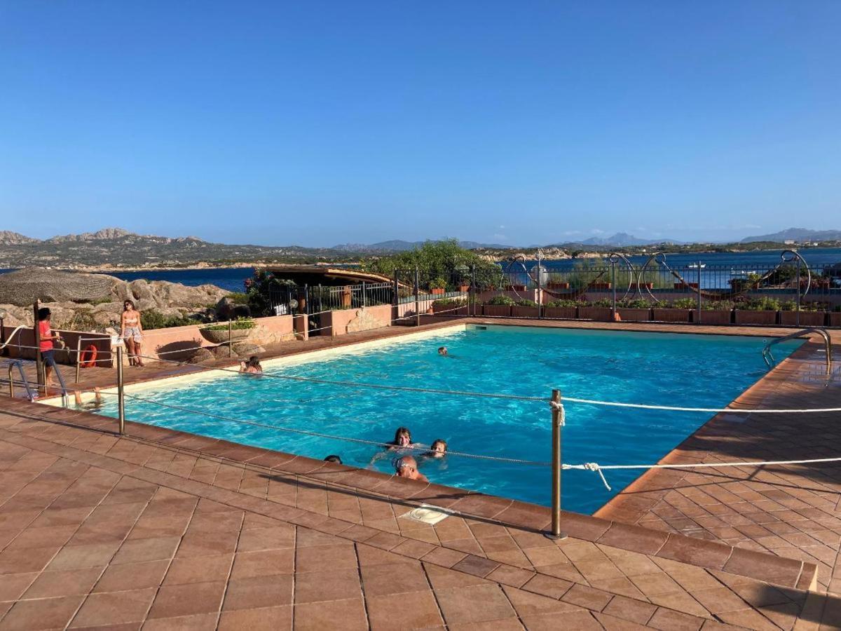 Casa Mughetto R5055 Seafront, Private Sea Access, Swimming Pool Villa La Maddalena  Exterior foto
