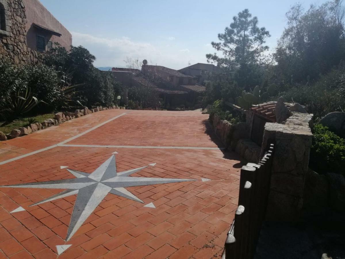Casa Mughetto R5055 Seafront, Private Sea Access, Swimming Pool Villa La Maddalena  Exterior foto