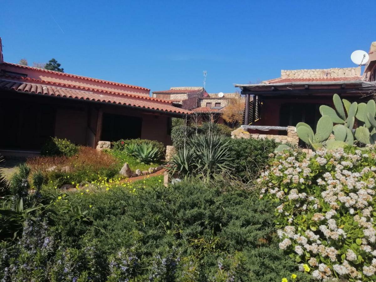 Casa Mughetto R5055 Seafront, Private Sea Access, Swimming Pool Villa La Maddalena  Exterior foto